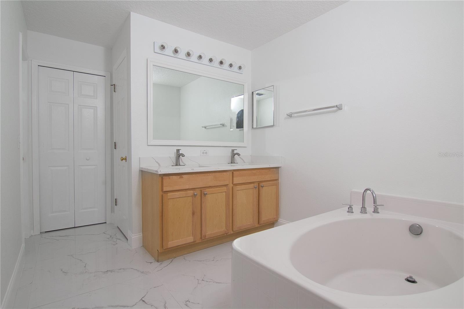 Image 20 of 23 For 2301 El Marra Drive