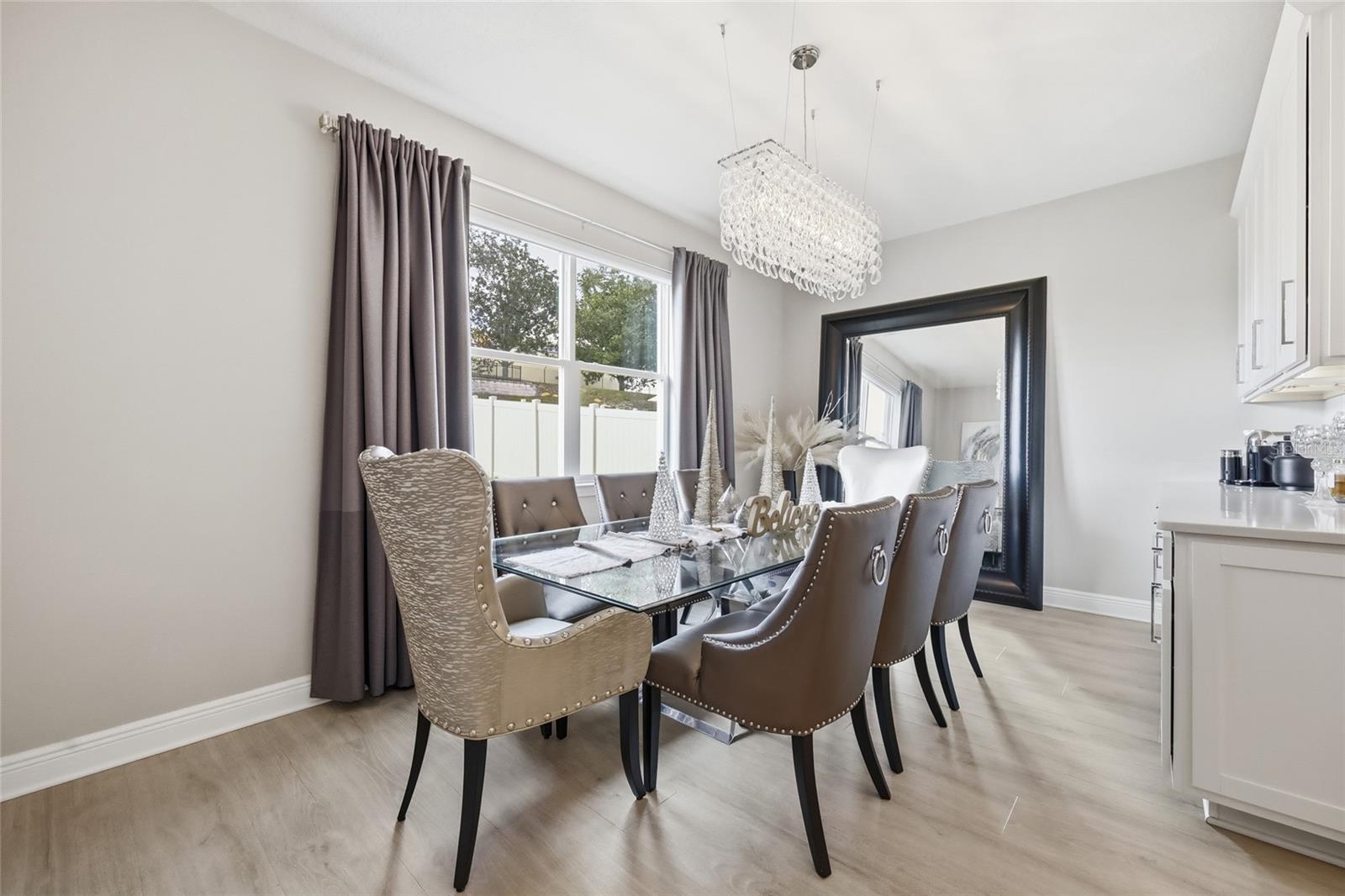 Image 18 of 60 For 5074 Breezy Acres Street