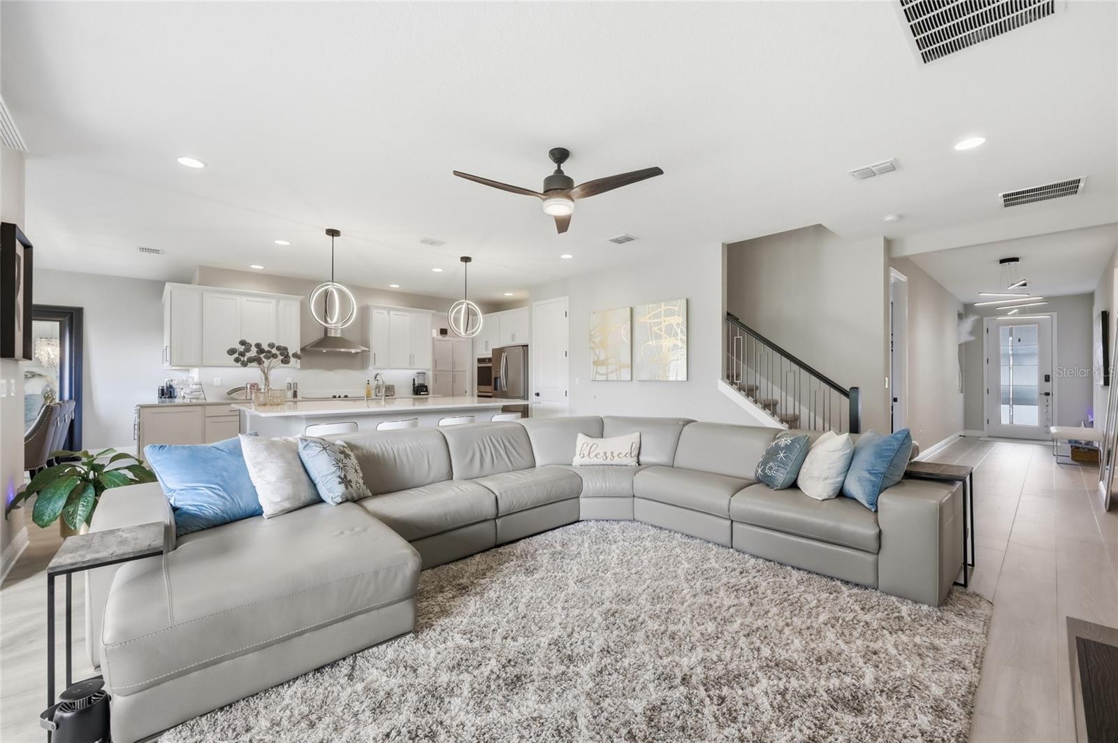 Image 3 of 60 For 5074 Breezy Acres Street