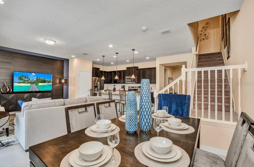 Image 21 of 36 For 2407 Dubai Street