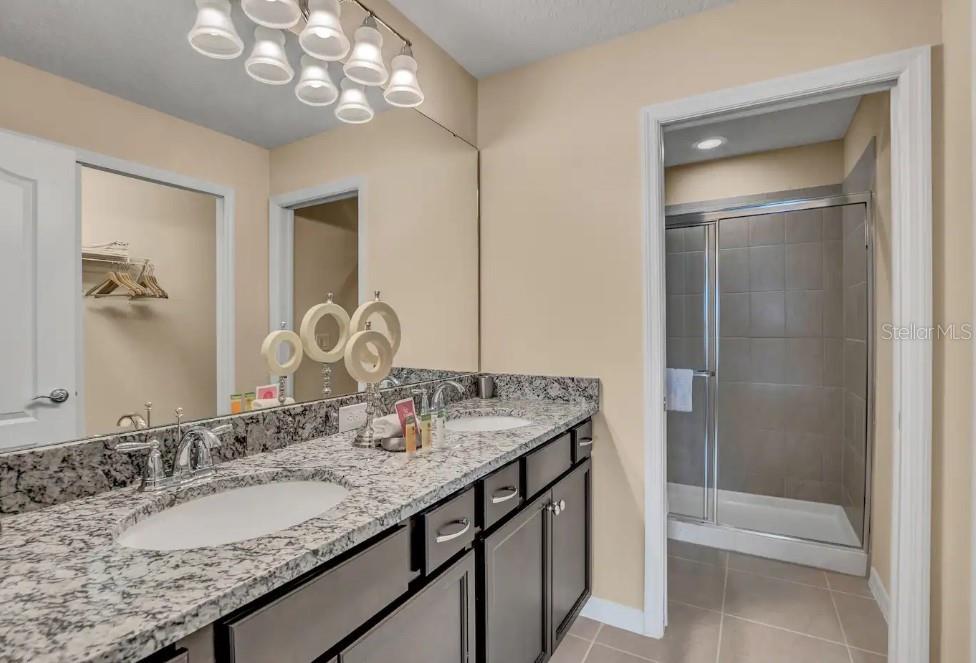 Image 28 of 36 For 2407 Dubai Street