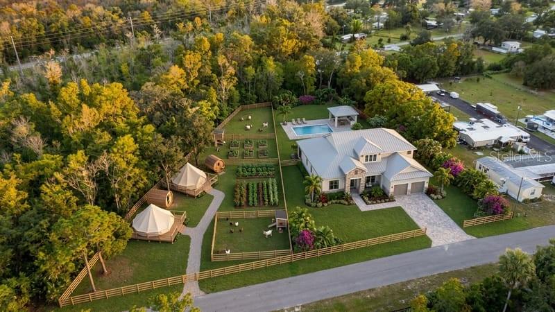 Image 8 of 9 For 6518 Old Tampa Highway A