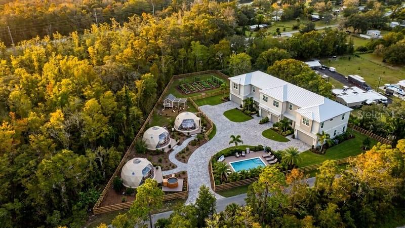 Image 8 of 9 For 6518 Old Tampa Highway B