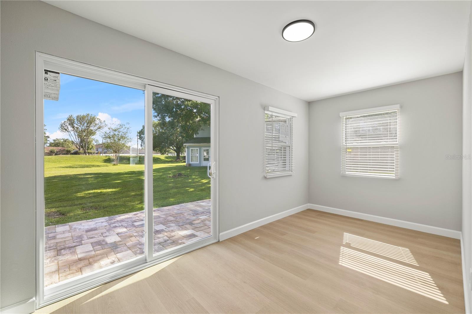 Image 16 of 51 For 2054 Waterleaf Street