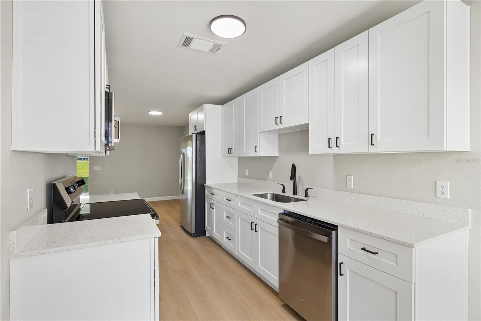 Image 3 of 51 For 2054 Waterleaf Street