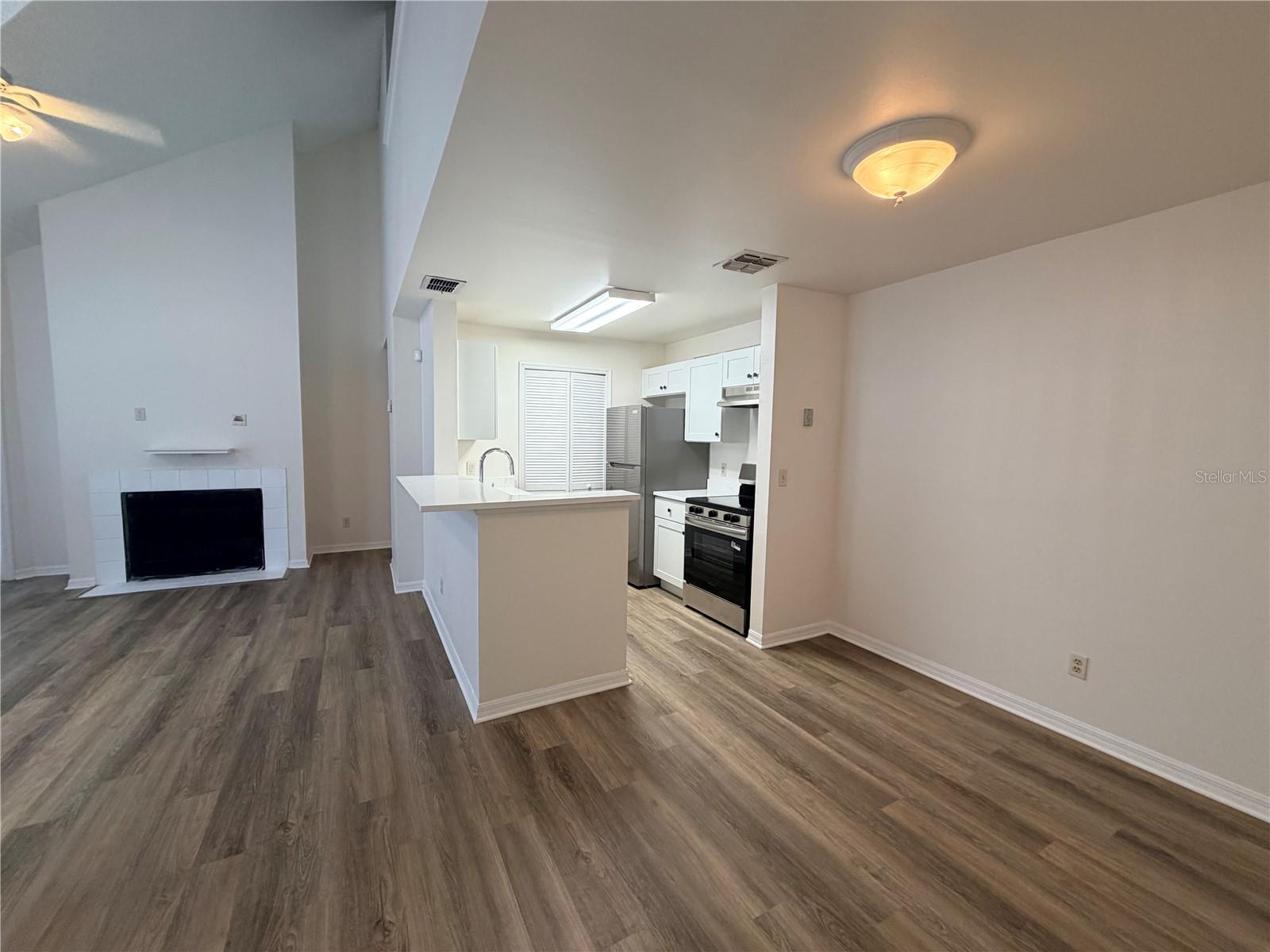 Image 4 of 23 For 6184 Westgate Drive 204