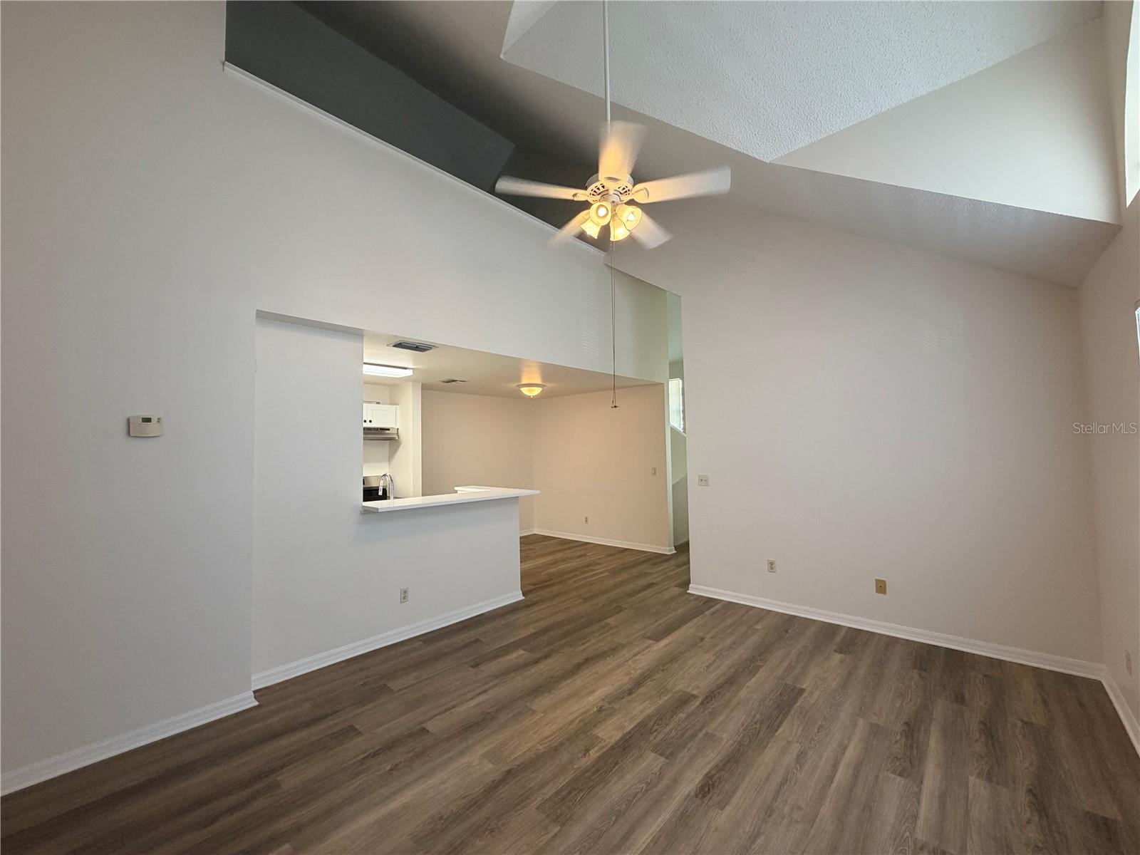 Image 6 of 23 For 6184 Westgate Drive 204