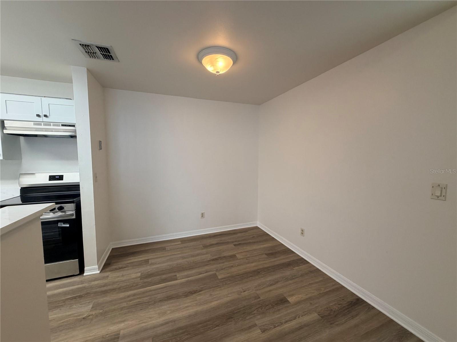 Image 9 of 23 For 6184 Westgate Drive 204