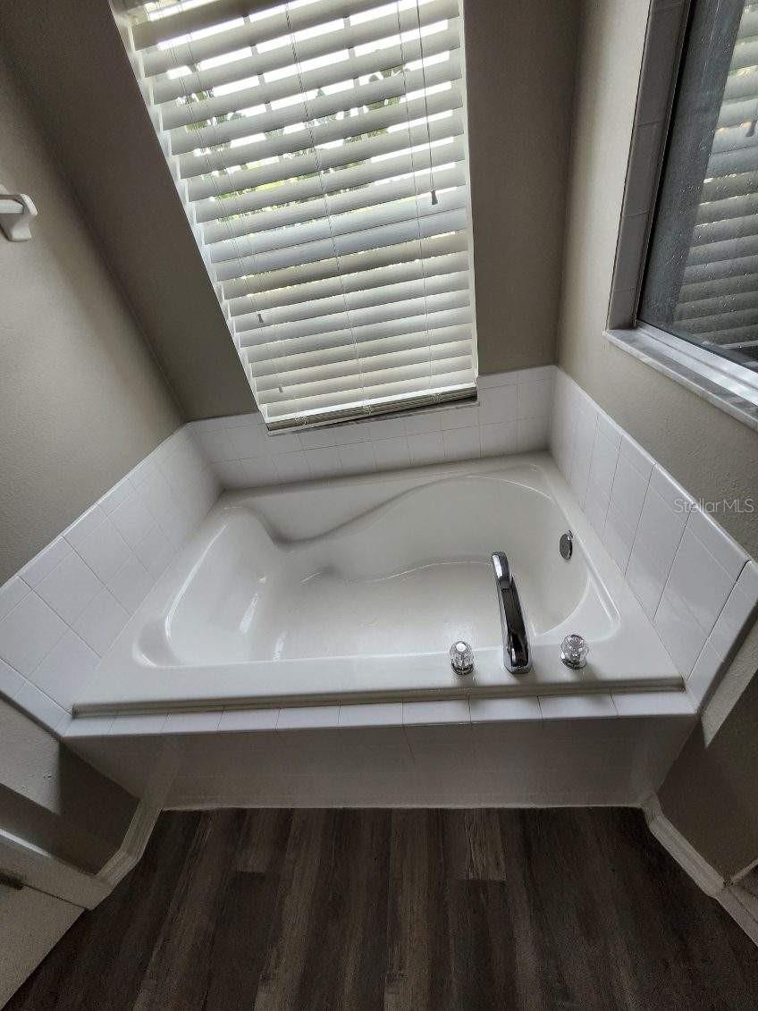 Image 13 of 19 For 2617 Athens Drive