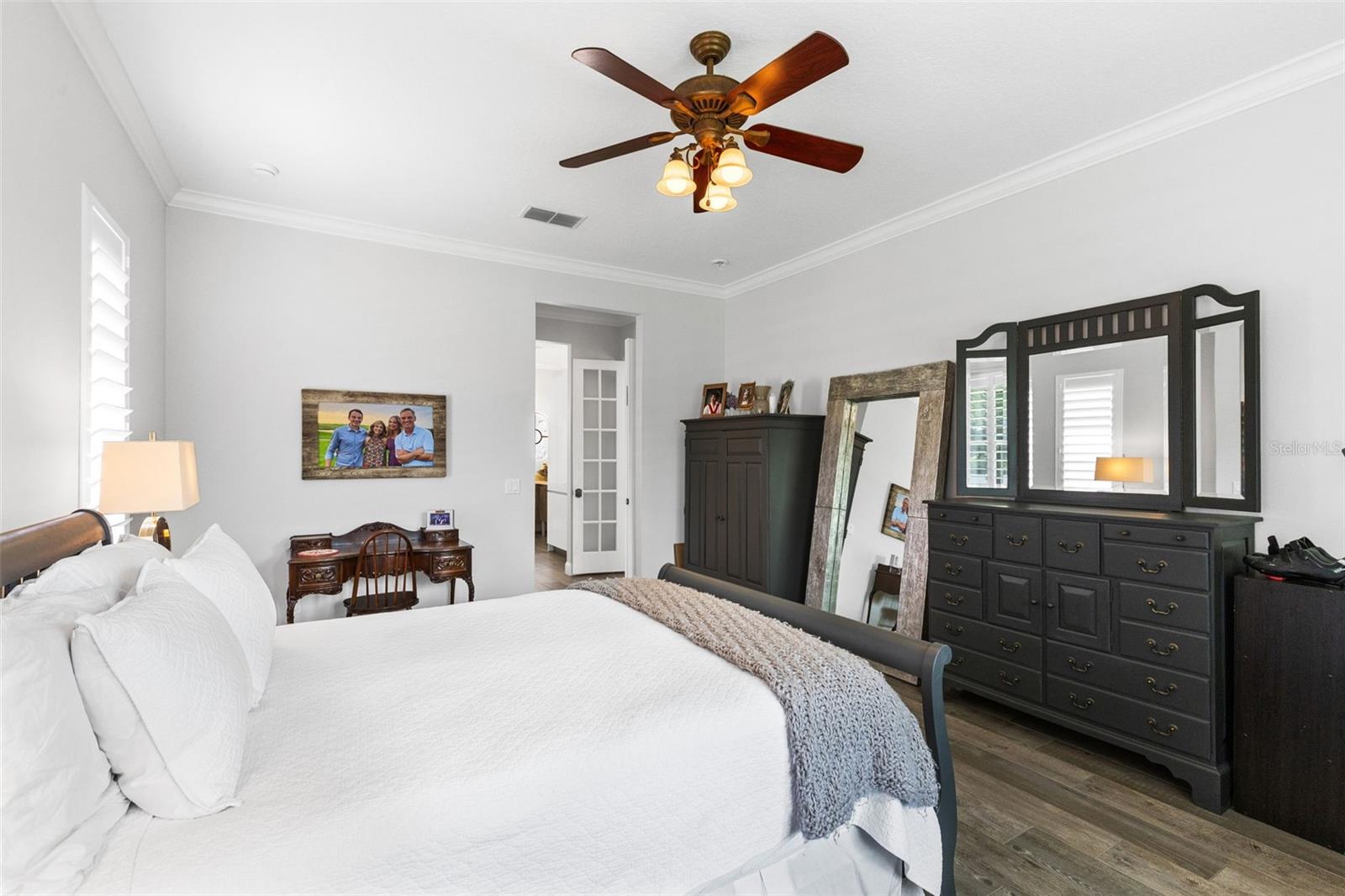 Image 17 of 40 For 7896 Horse Ferry Road