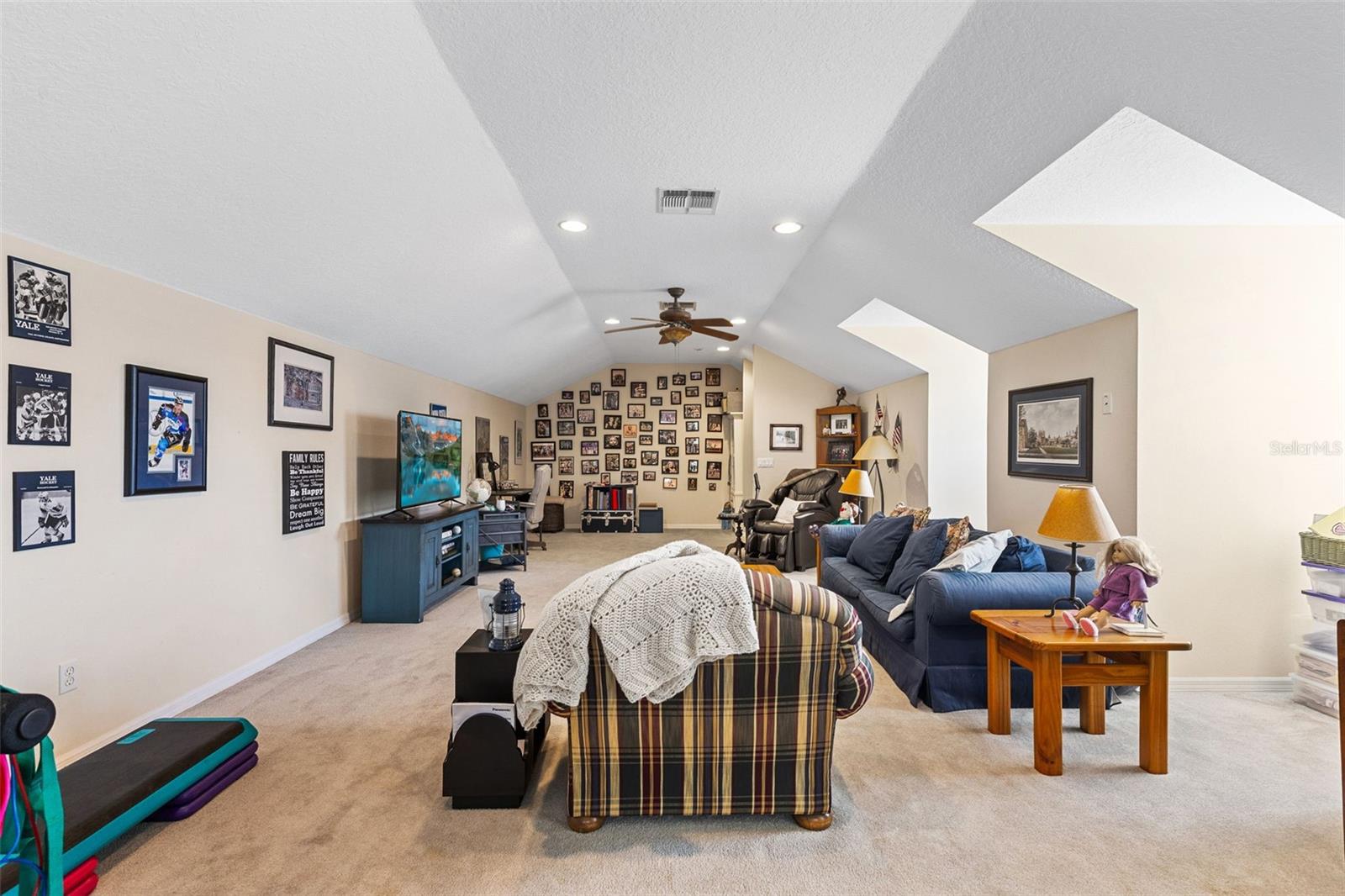 Image 22 of 40 For 7896 Horse Ferry Road