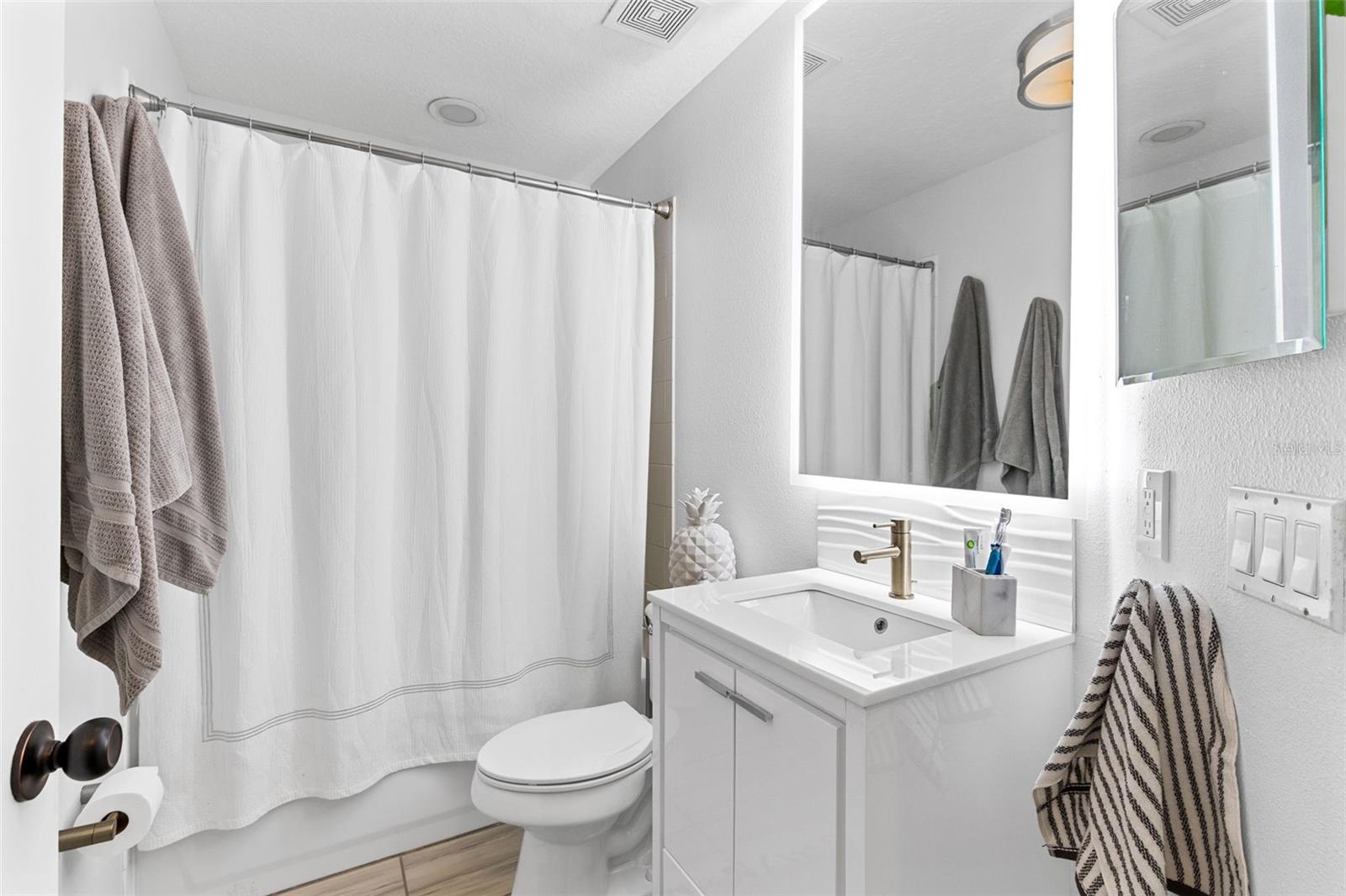 Image 26 of 40 For 7896 Horse Ferry Road