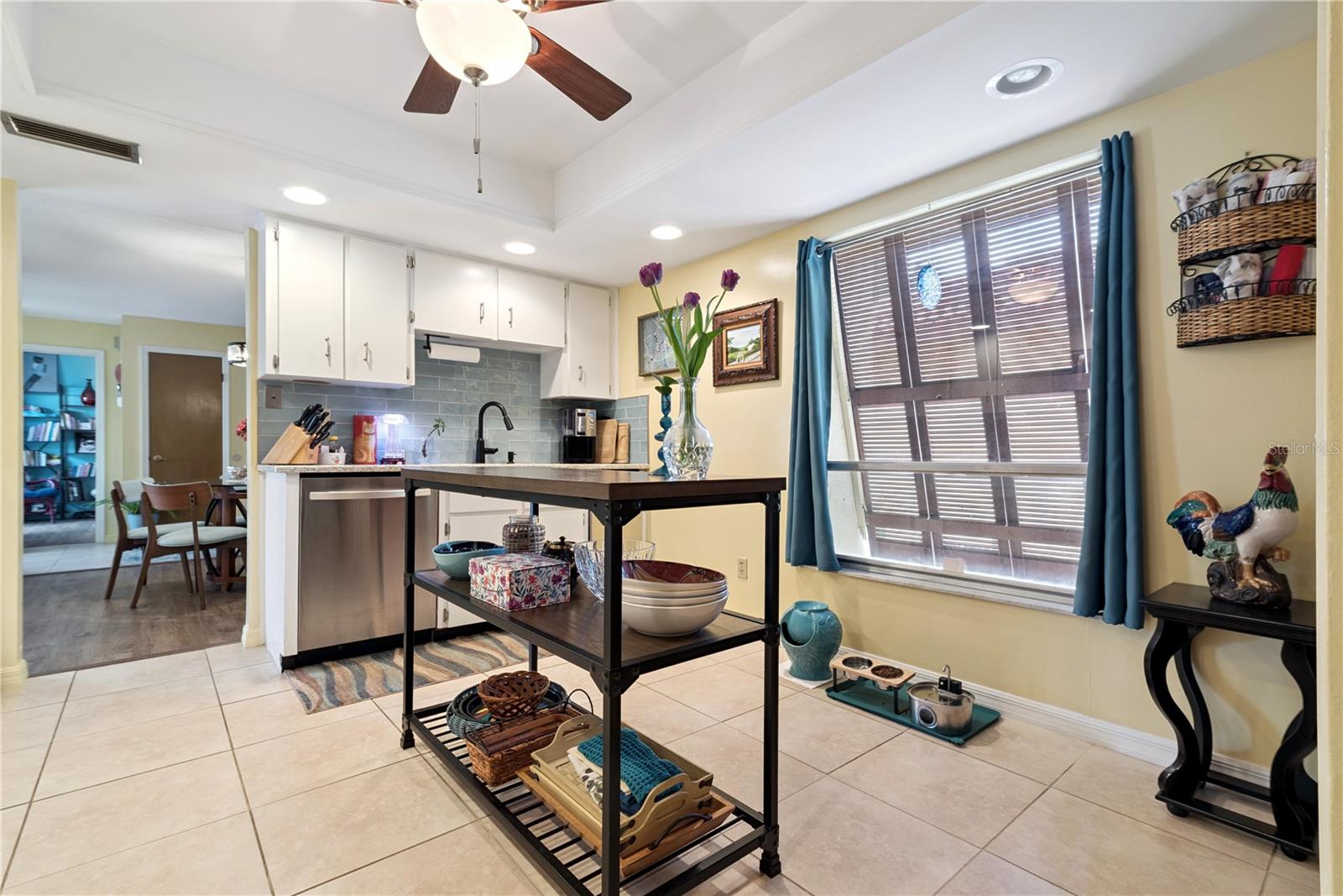 Image 15 of 35 For 5007 Nassau Circle 2