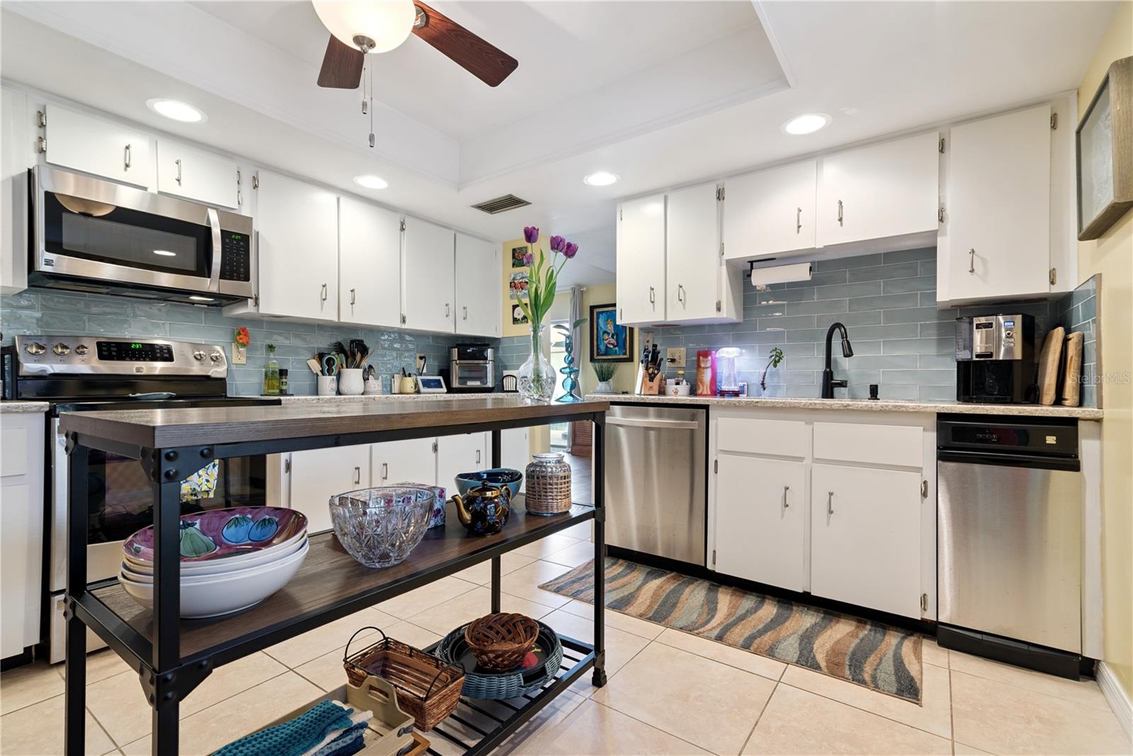 Image 16 of 35 For 5007 Nassau Circle 2