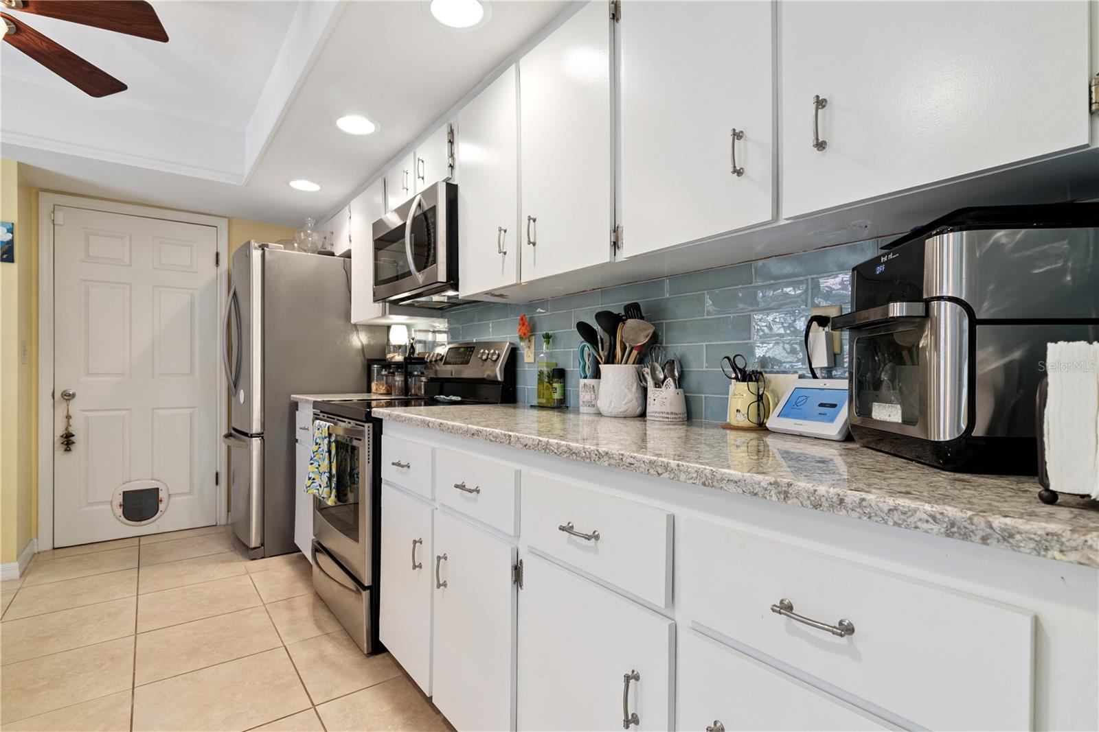 Image 18 of 35 For 5007 Nassau Circle 2