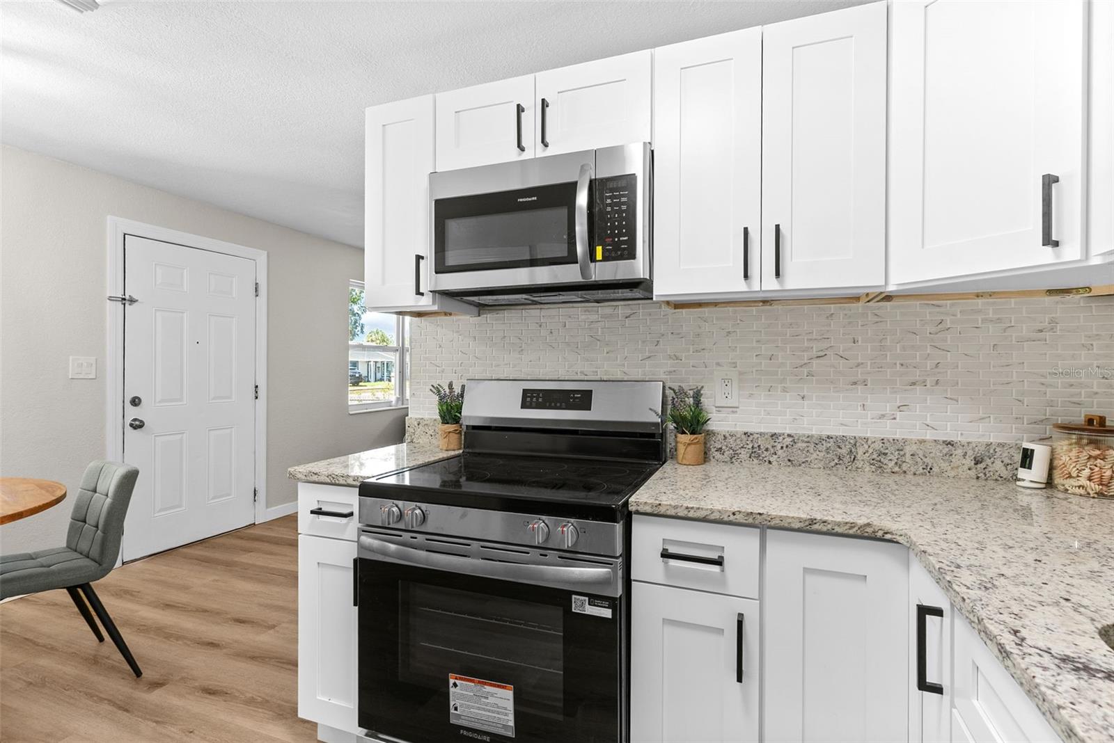 Image 11 of 35 For 2310 33rd Street S