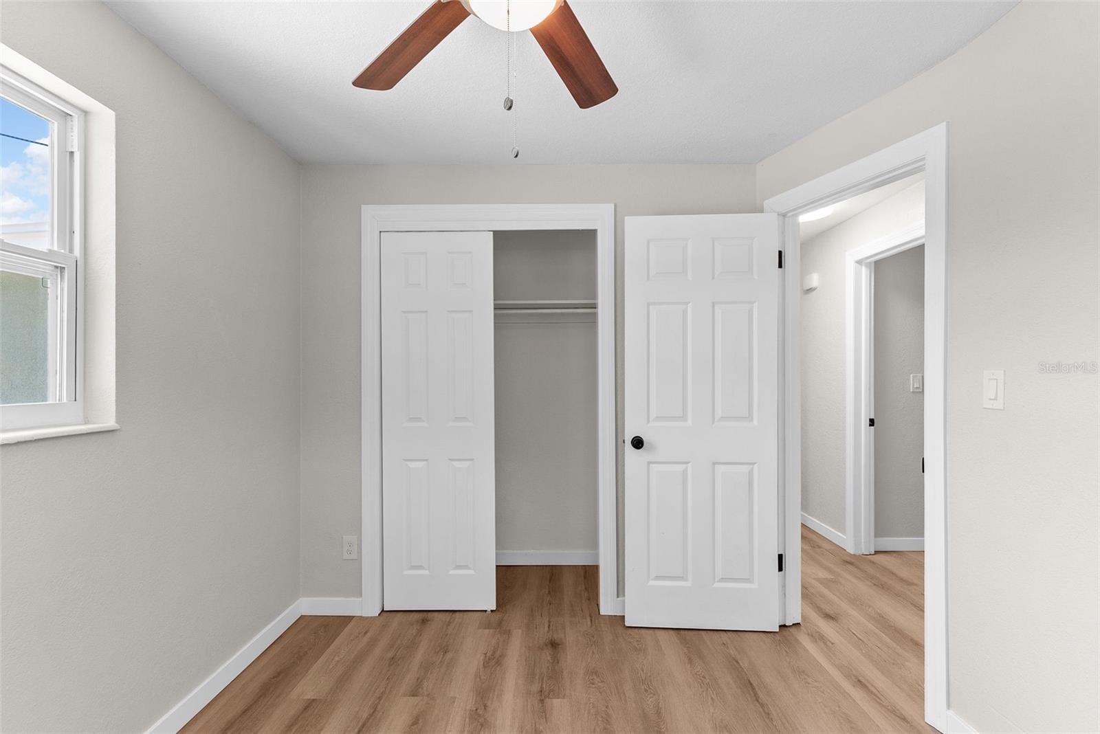 Image 23 of 35 For 2310 33rd Street S