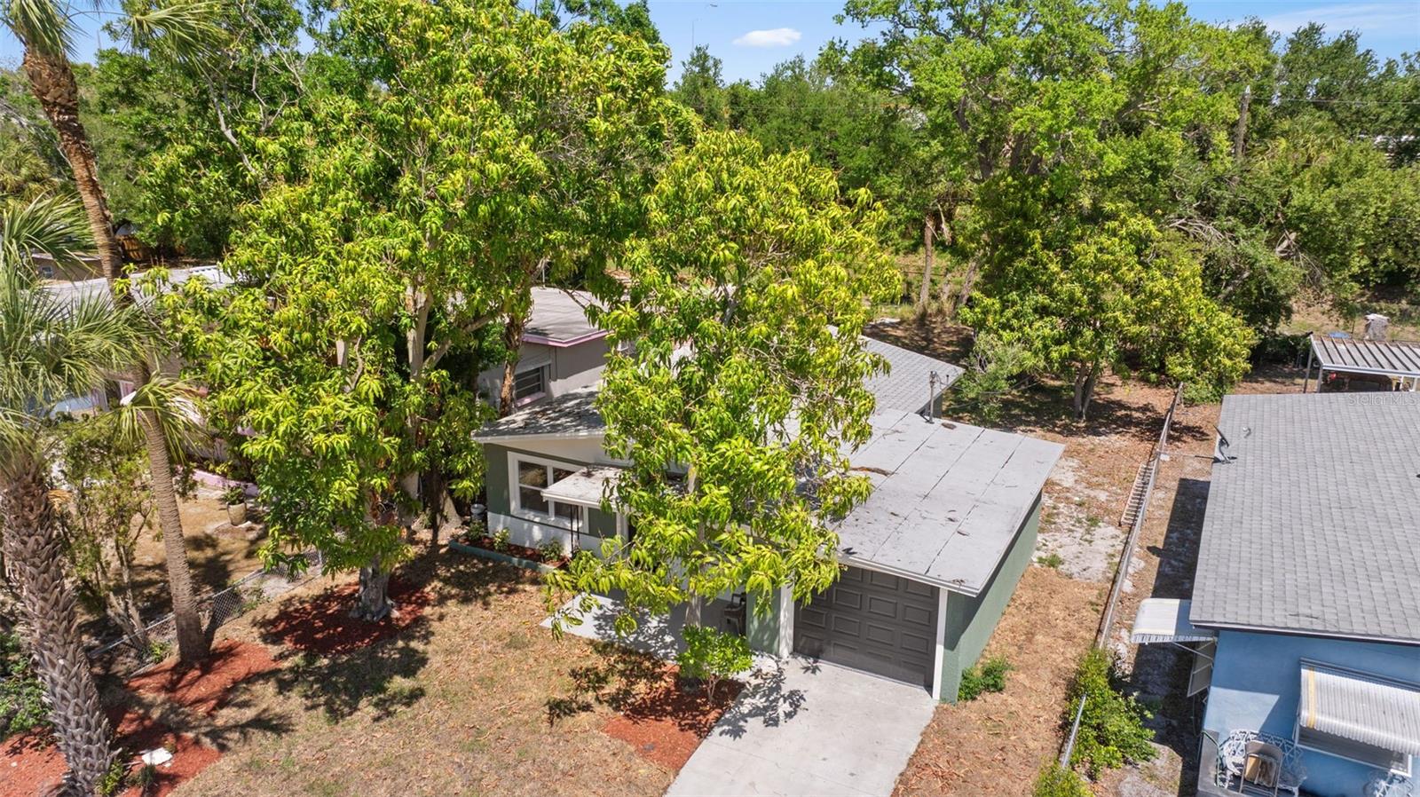 Image 27 of 35 For 2310 33rd Street S