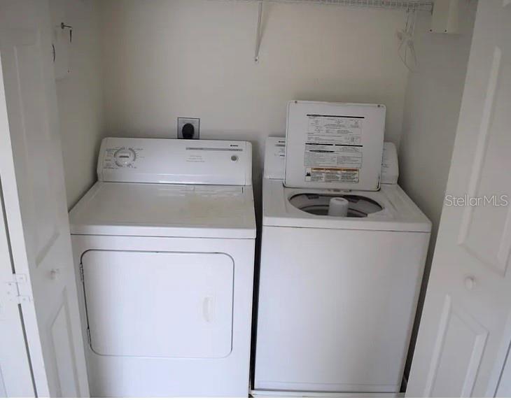 Image 9 of 25 For 521 Cresting Oak Circle 76