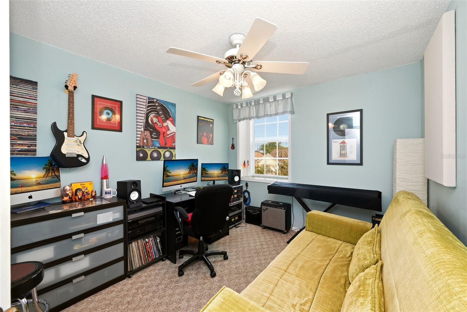 Image 40 of 58 For 8412 Fort Thomas Way