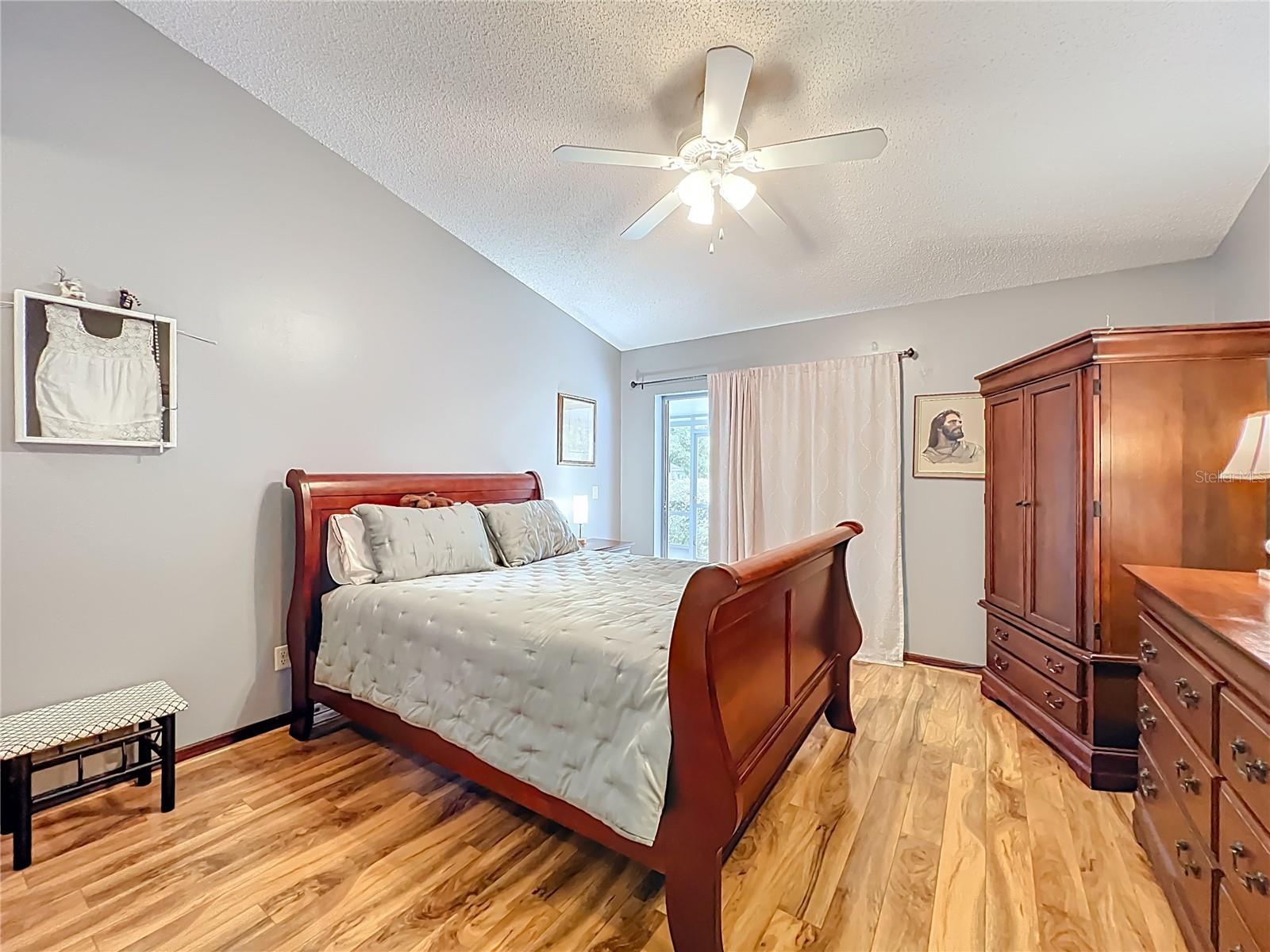 Image 19 of 38 For 5143 Lazy Oaks Drive 5143