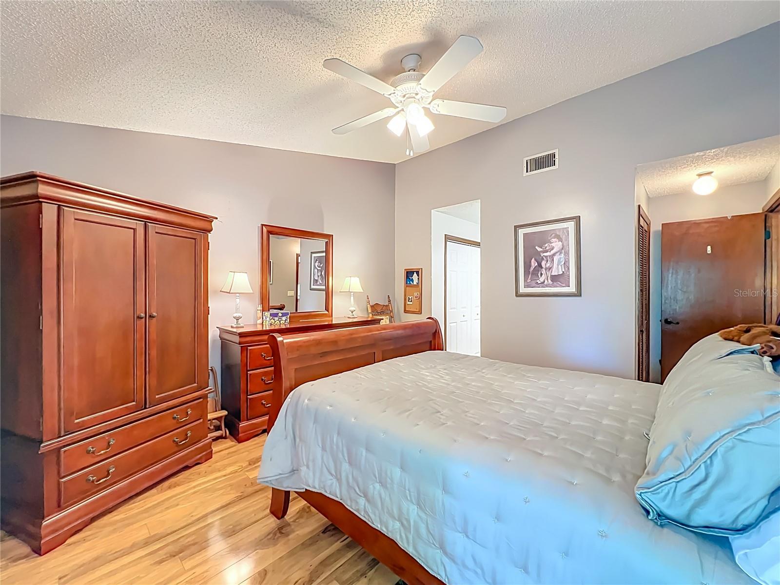 Image 22 of 38 For 5143 Lazy Oaks Drive 5143