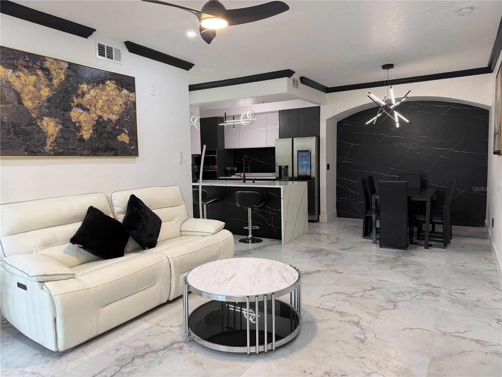 Image 2 of 16 For 12414 Baleria Cv  109