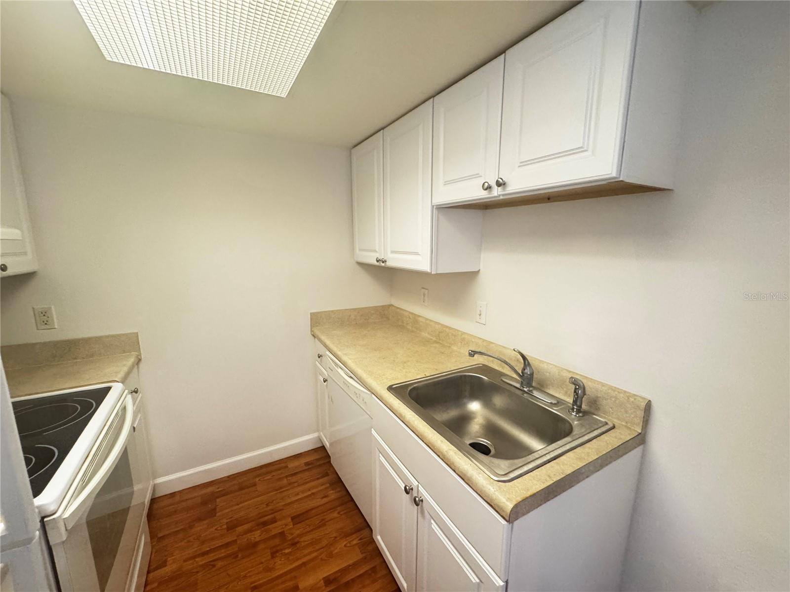 Image 11 of 17 For 5917 Village Circle 5917