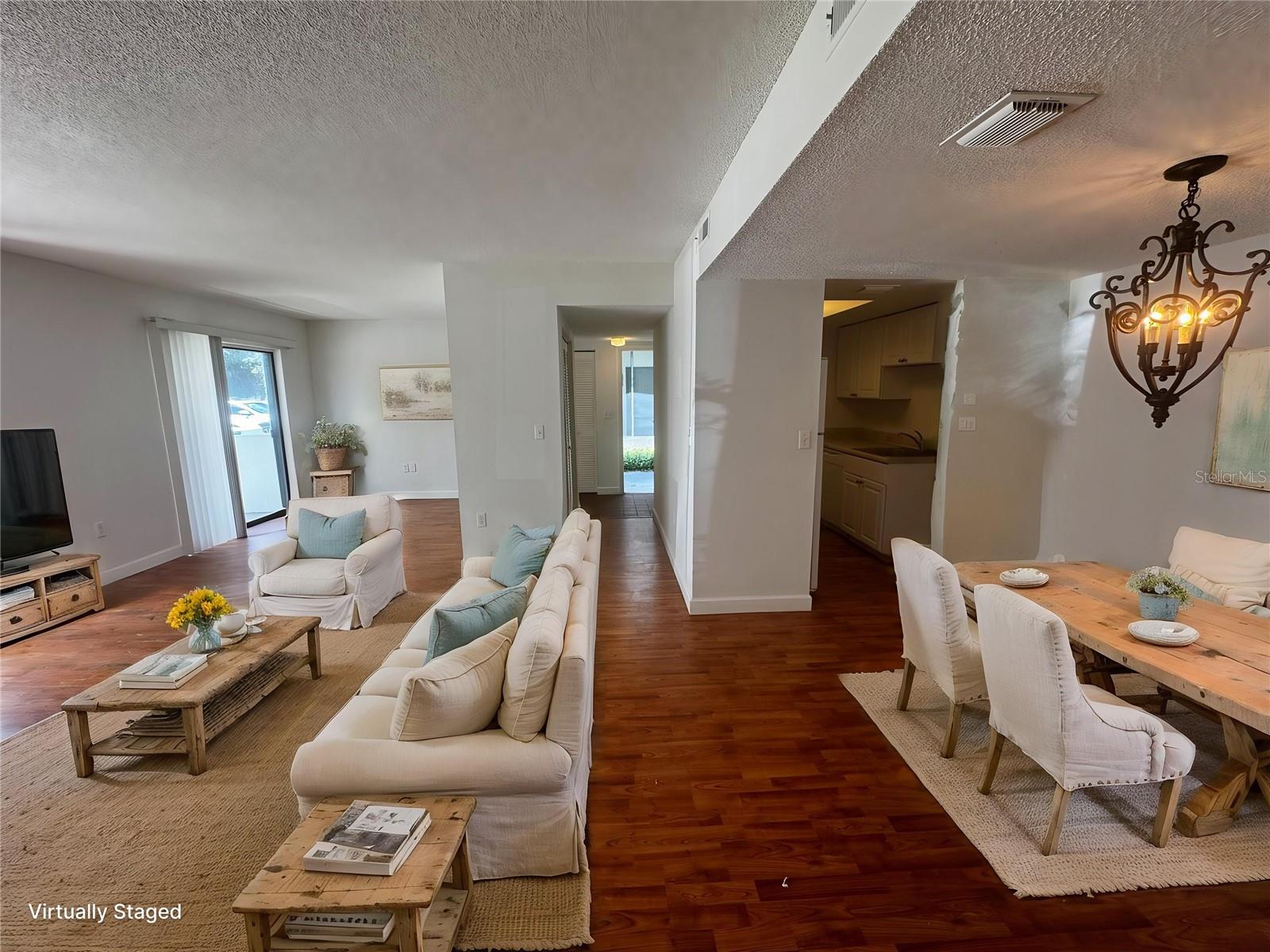 Image 7 of 17 For 5917 Village Circle 5917