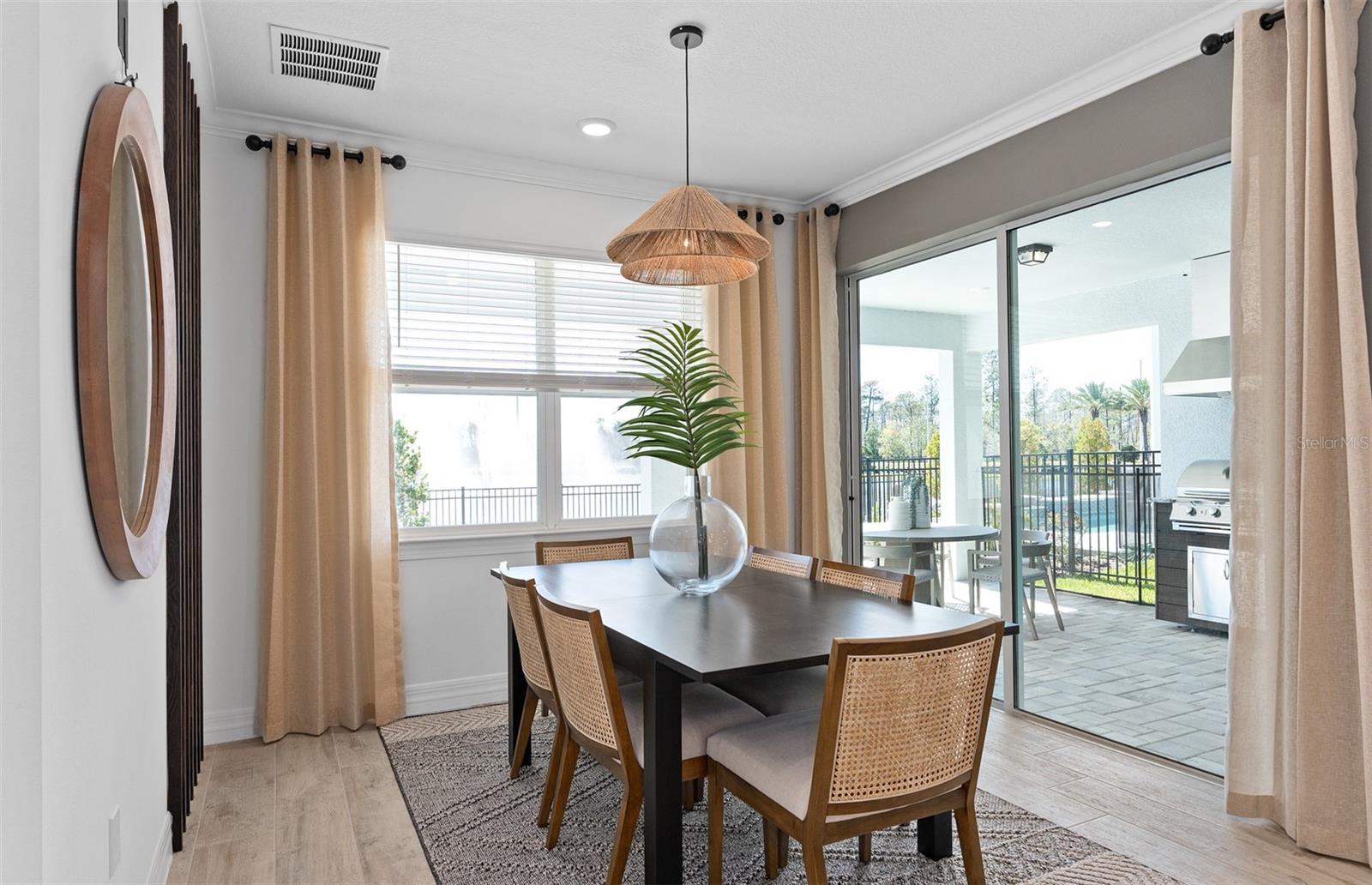 Image 19 of 53 For 10305 Park Estates Avenue