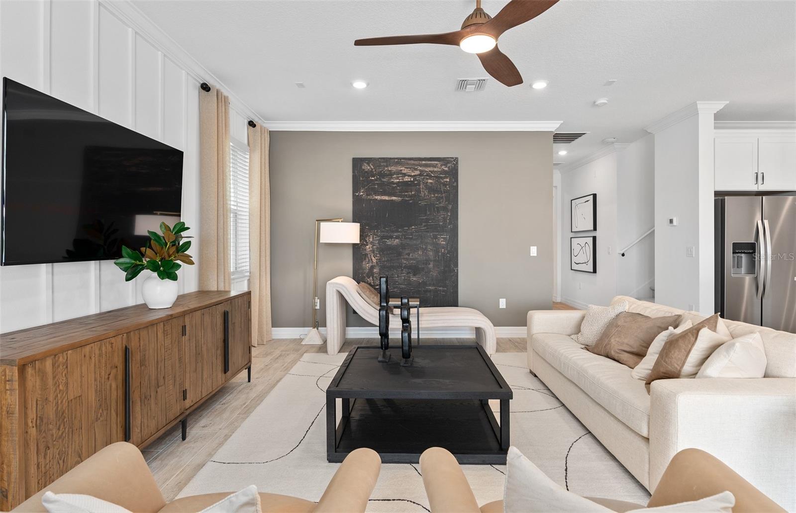 Image 22 of 53 For 10305 Park Estates Avenue