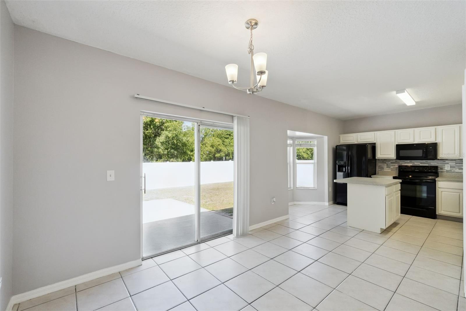 Image 11 of 37 For 4350 Boca Woods Dr