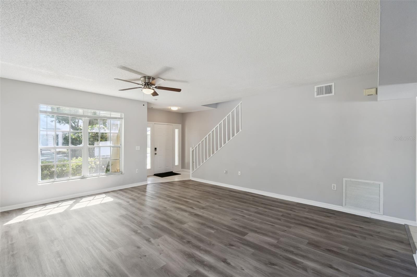 Image 4 of 37 For 4350 Boca Woods Dr