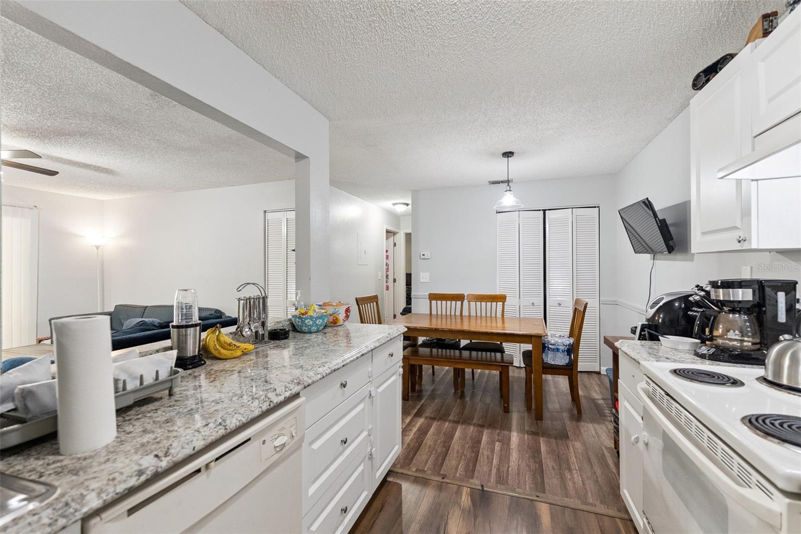 Image 8 of 21 For 2707 Oak Trail Run 7