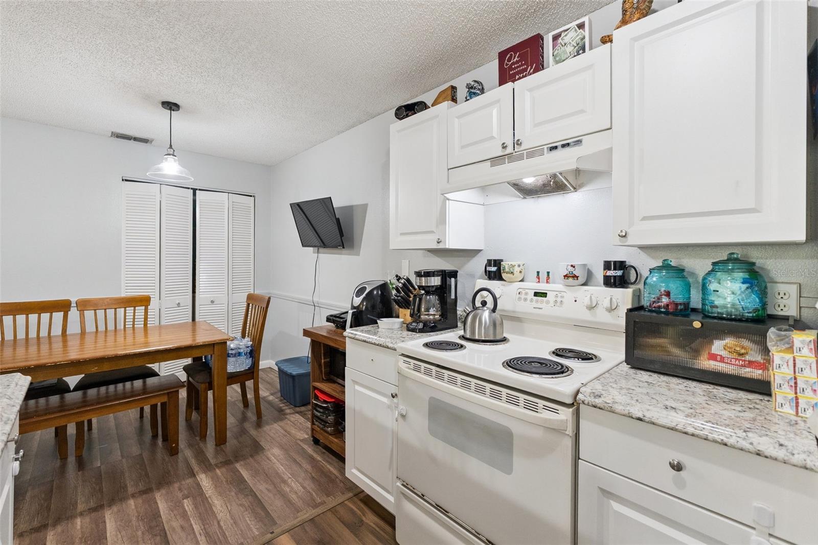 Image 9 of 21 For 2707 Oak Trail Run 7