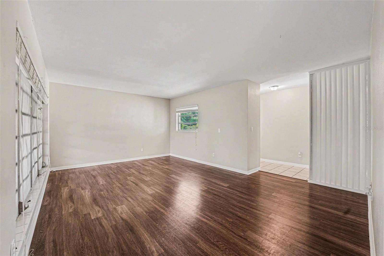 Image 5 of 15 For 521 Palmeden Drive