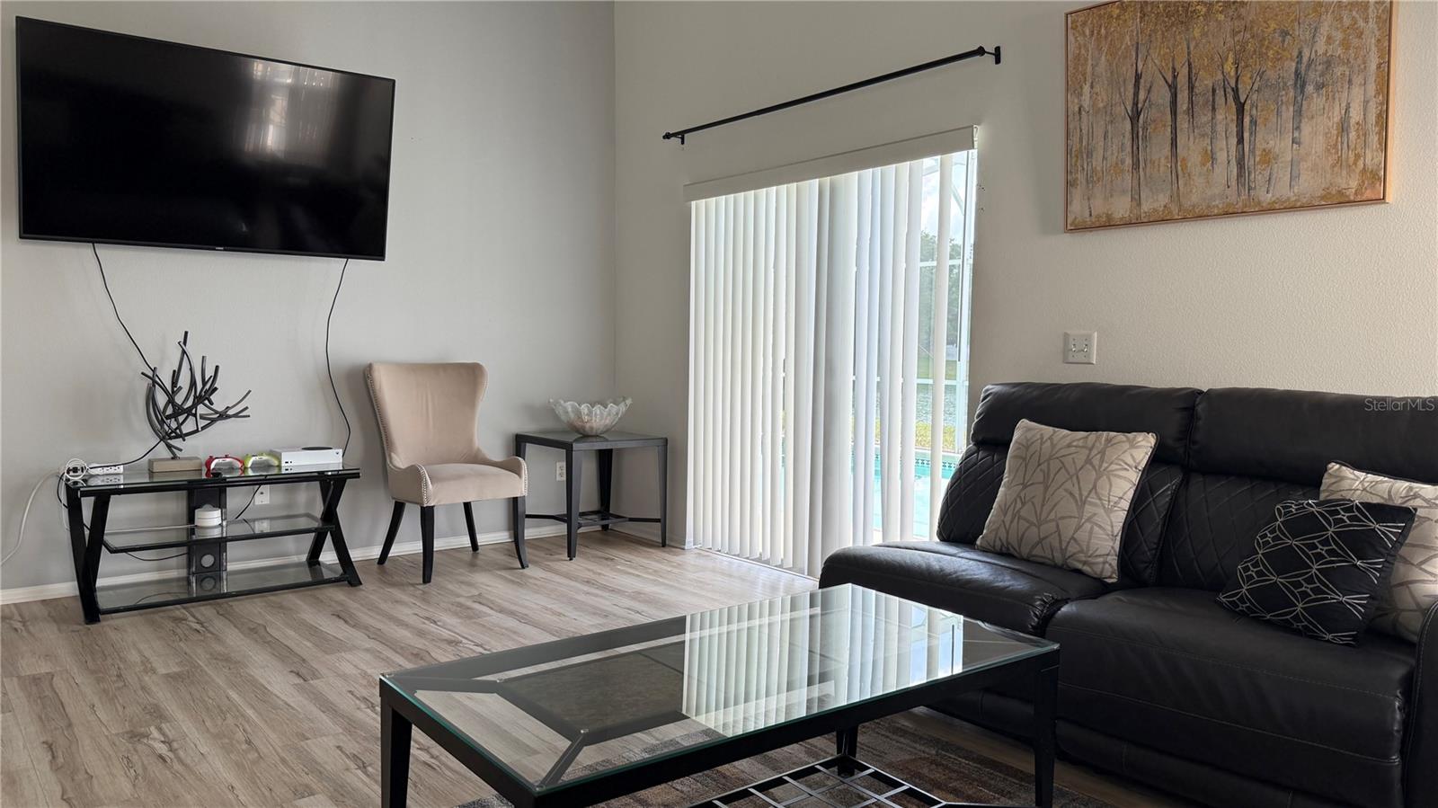 Image 7 of 31 For 513 Bailey Circle