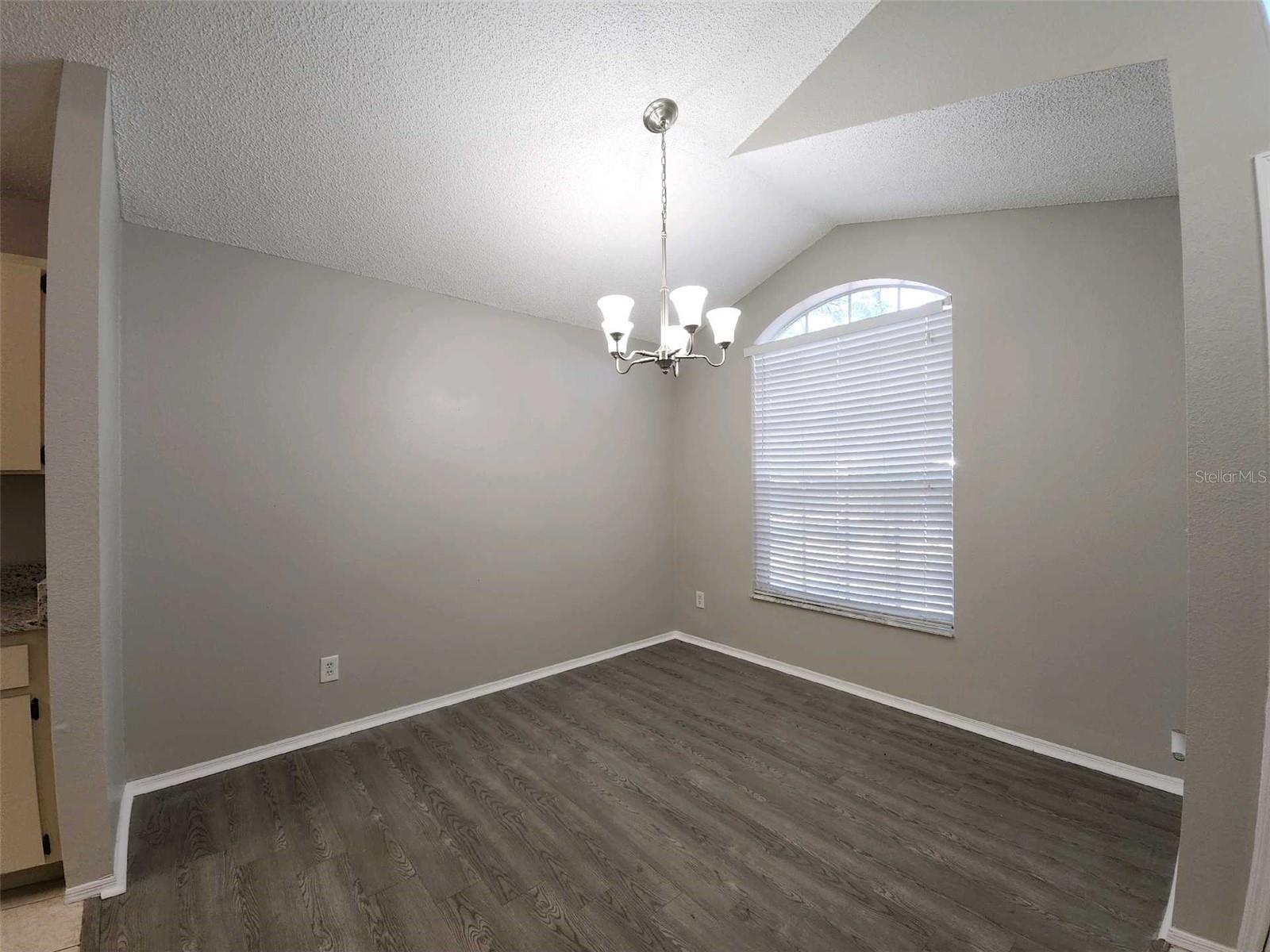 Image 3 of 5 For 8710 Triple Oaks Road