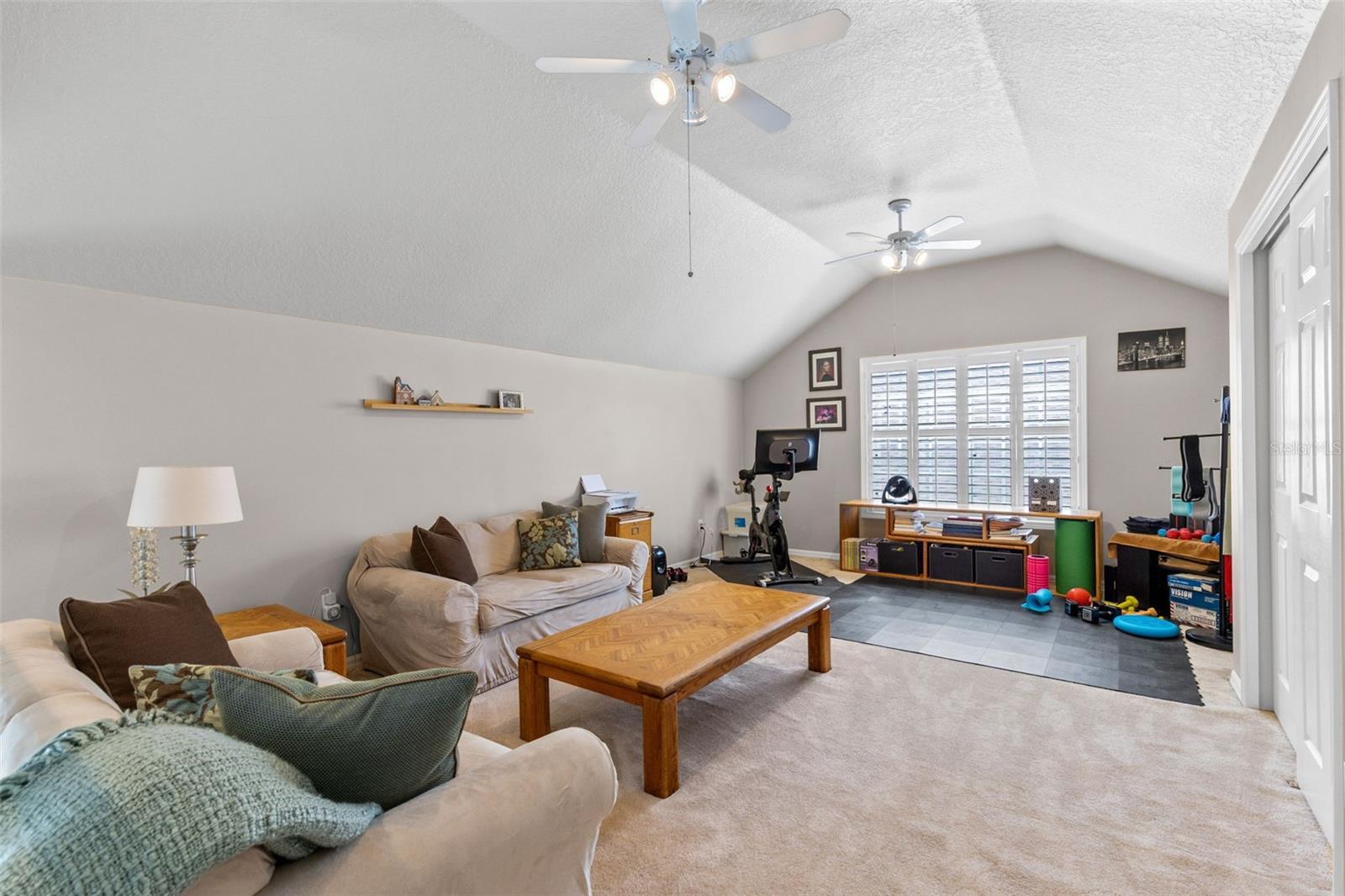 Image 24 of 40 For 226 Chestnut Ridge Street