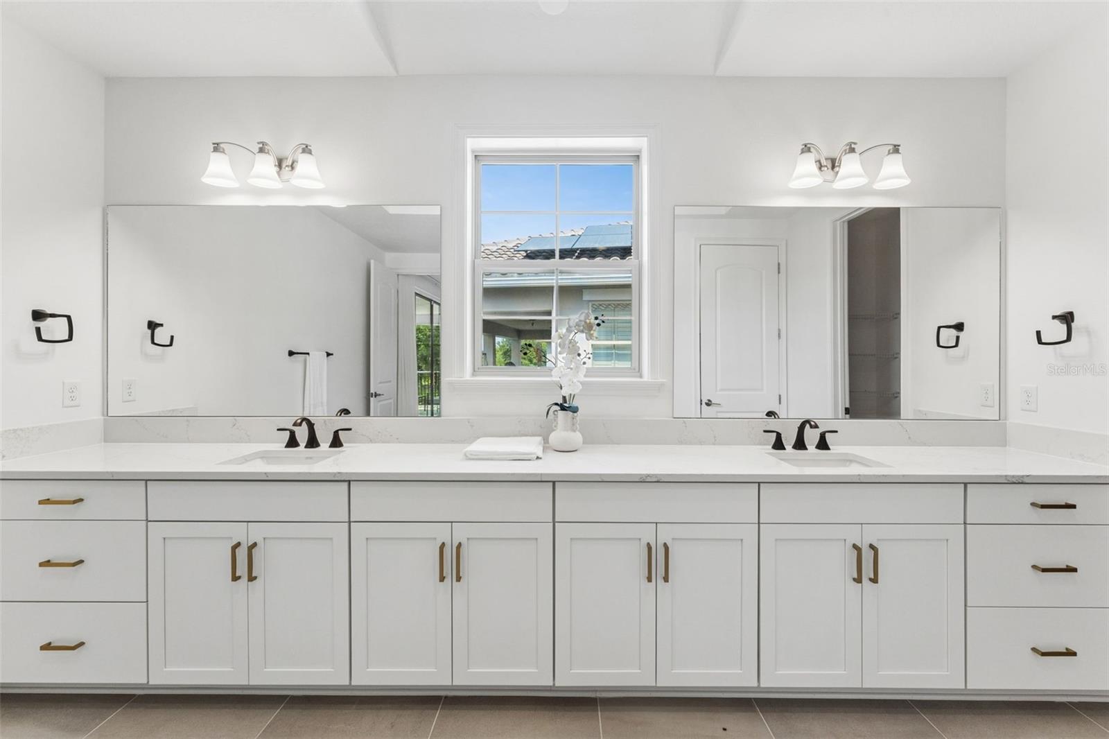 Image 24 of 57 For 13259 Bromborough Drive