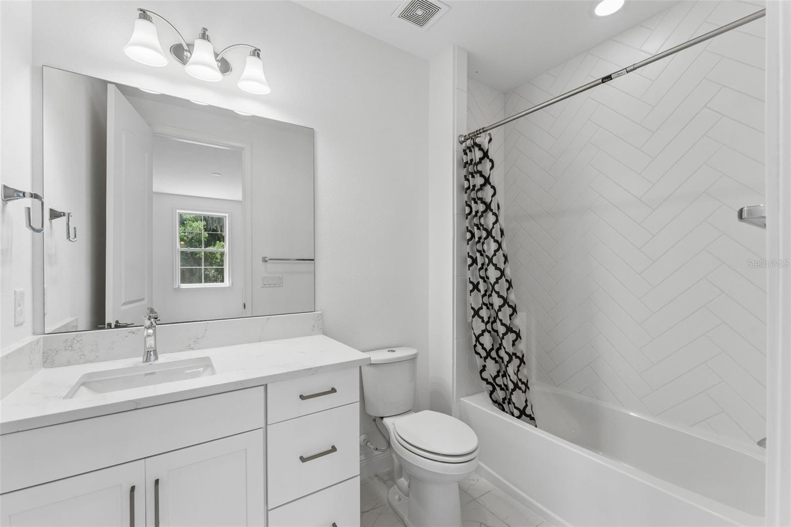 Image 33 of 57 For 13259 Bromborough Drive