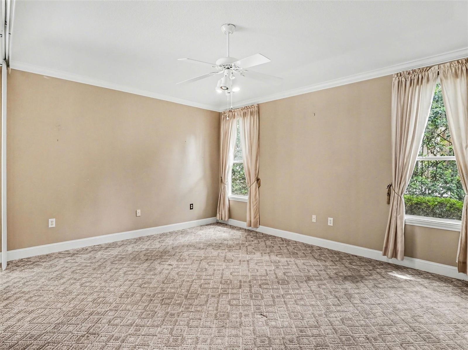 Image 20 of 50 For 609 Statenville Court