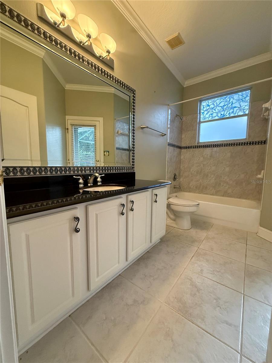 Image 30 of 50 For 609 Statenville Court