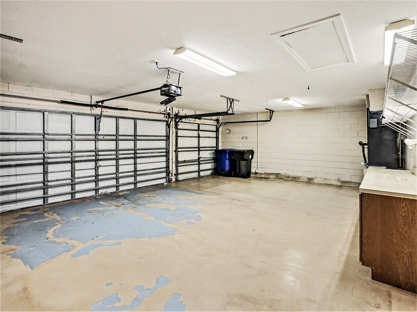 Image 40 of 50 For 609 Statenville Court