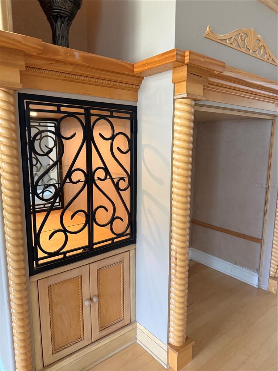 Image 8 of 50 For 609 Statenville Court