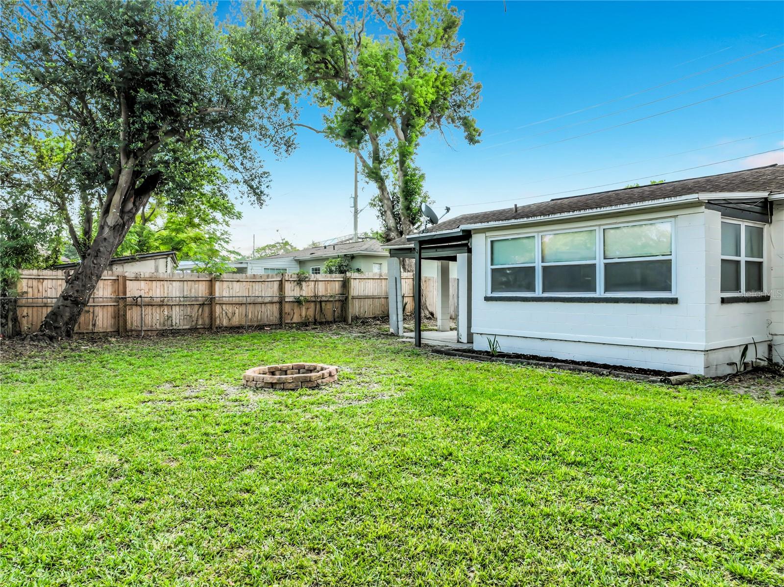 Image 21 of 23 For 1523 Silver Star Road