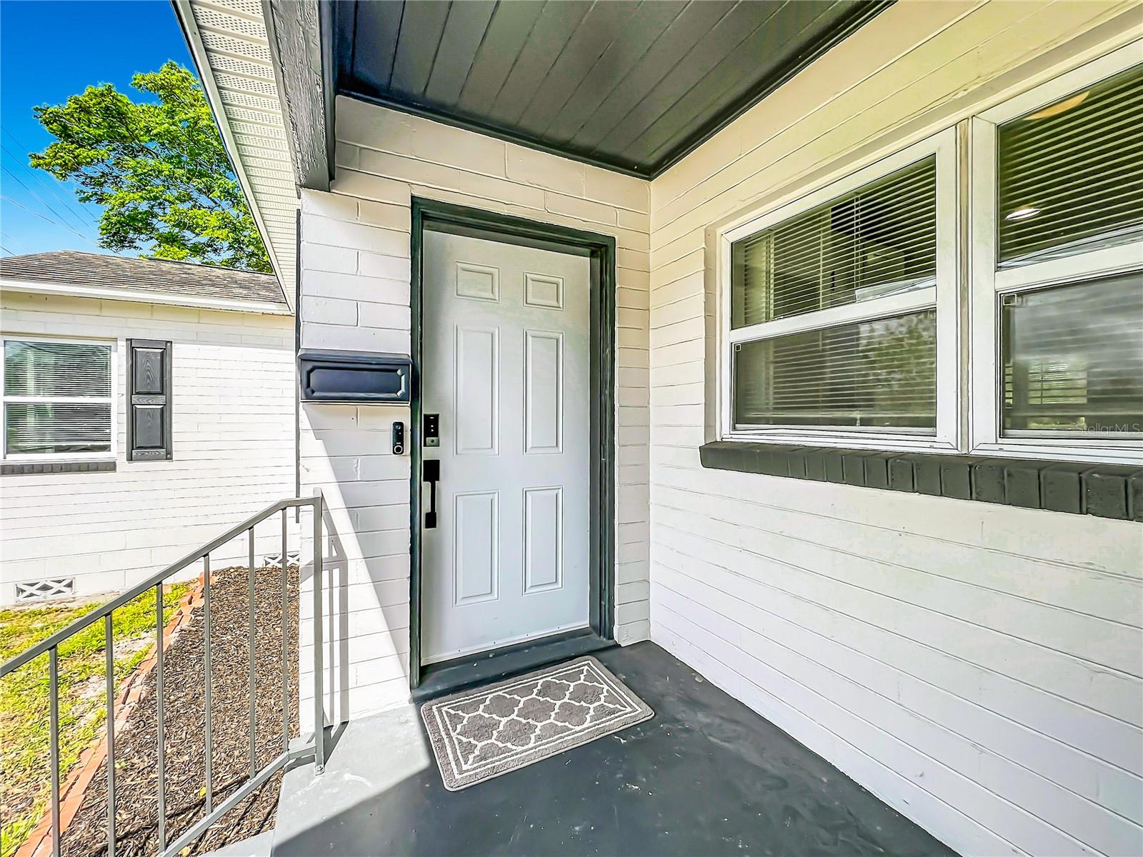 Image 5 of 23 For 1523 Silver Star Road