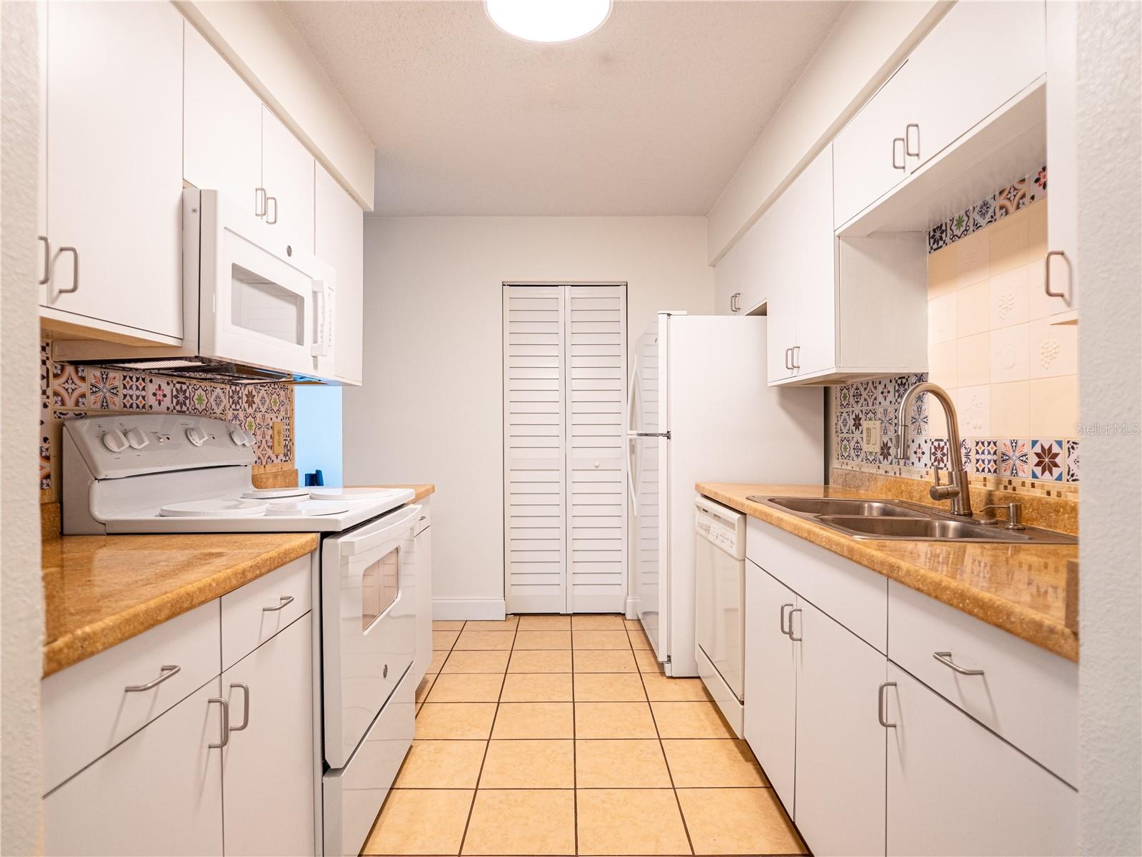 Image 12 of 44 For 101 Bent Tree Drive 75