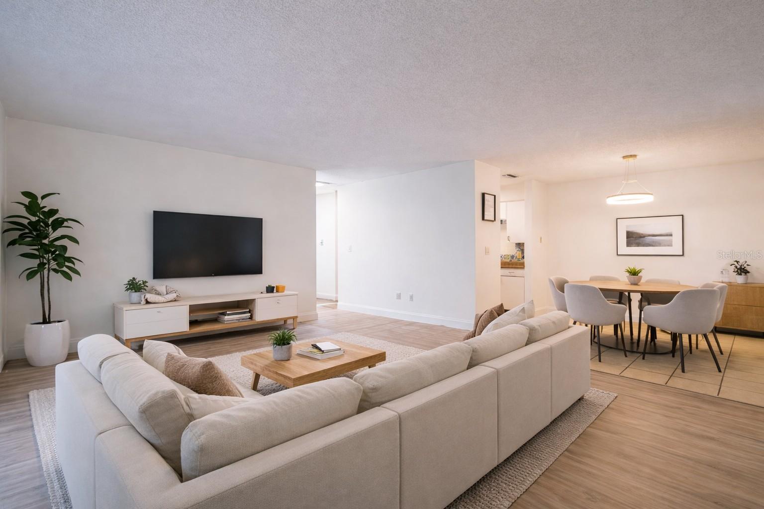 Image 7 of 44 For 101 Bent Tree Drive 75