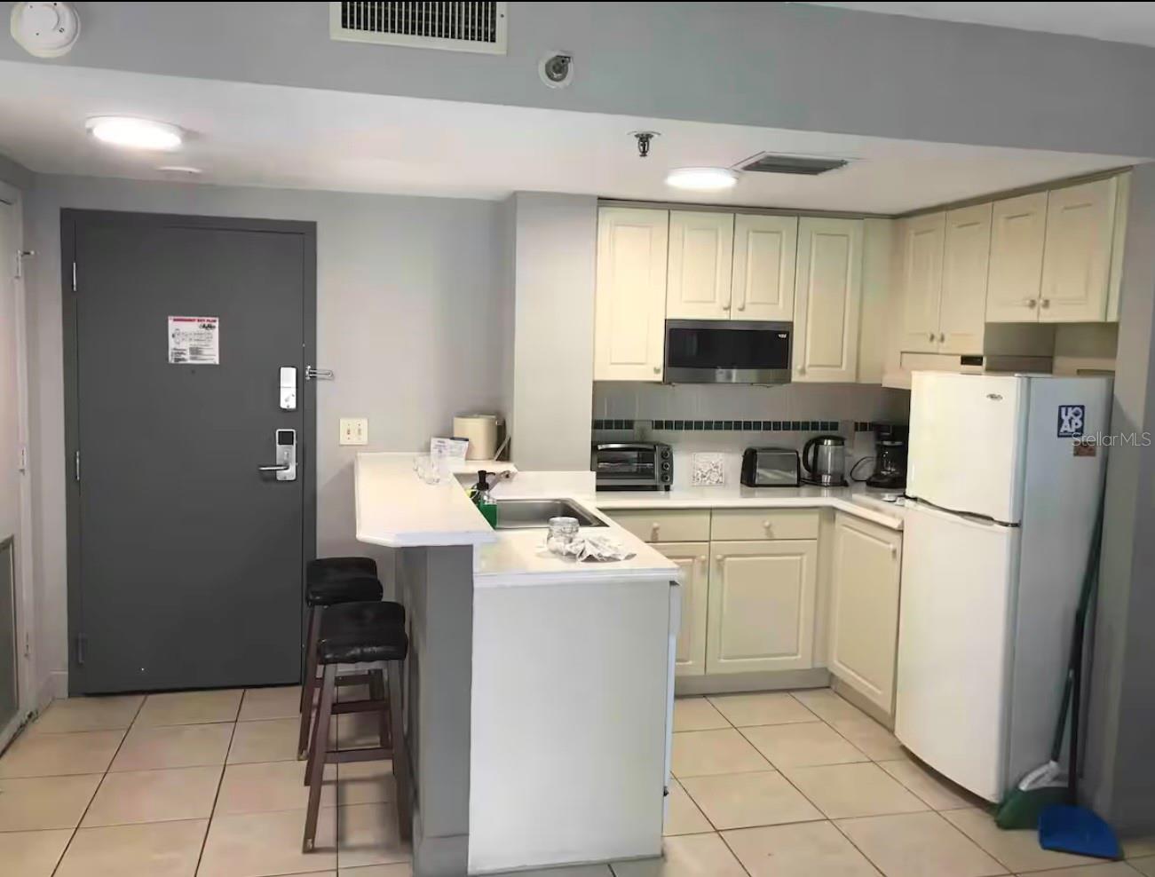 Image 12 of 14 For 6165 Carrier Drive 2103